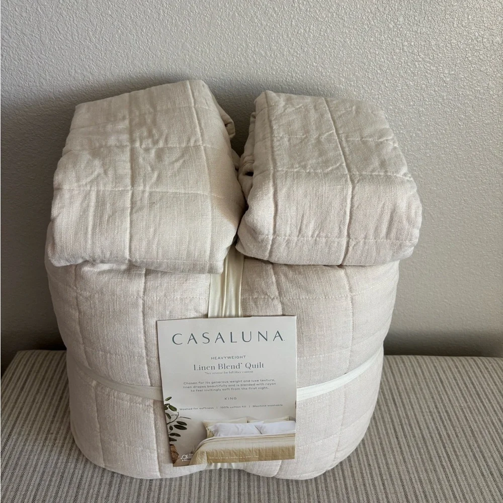 NWT King Heavyweight Linen Blend Quilt + 2 King Shams Natural - Casaluna